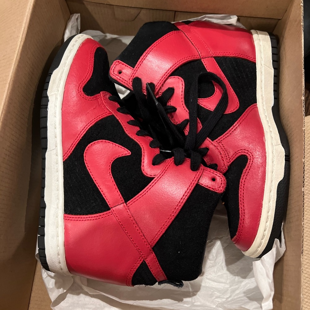 Nike Sky Hi Dunks Red and Black 6.5